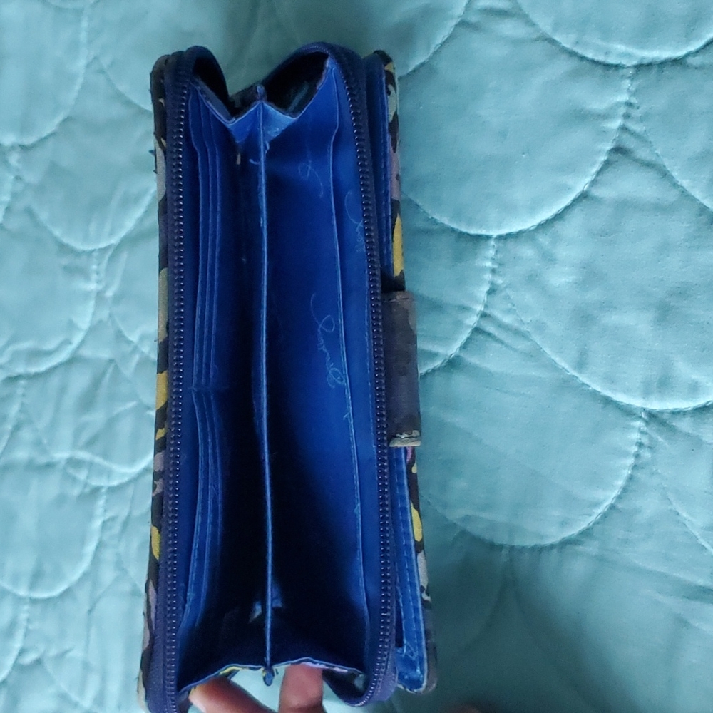 Wallet - Picture 3 of 4
